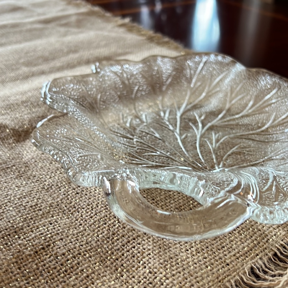 Leaf Salad Bowl - Picture 3 of 9